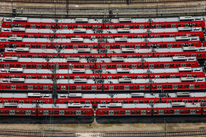 Illustration for article titled The Odd and Mesmerizing Aerial Photos of Klaus Leidorf